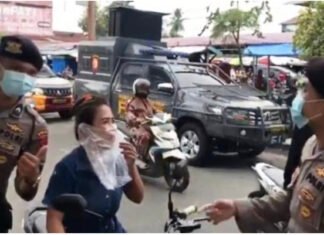 Viral, Emak Emak Gunakan Kresek Sebagai Masker Akhirnya Ditangkap Polisi