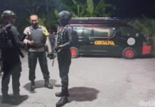 Polisi Berlumuran Darah Imbas Ledakan di Asrama Polisi Sukoharjo
