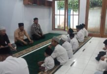 Polres Bondowoso berbagi Bersama Anak Yatim Piatu Doa Bersama