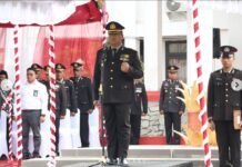 Polres Tanah Laut Galar Upacara Peringatan Hari Bhayangkara Ke 77 Di Halaman Kantor Bupati